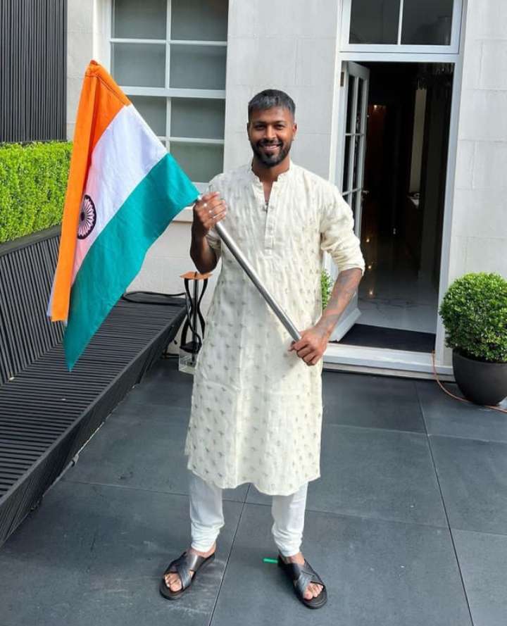 Hardik while holding Indian Flag
