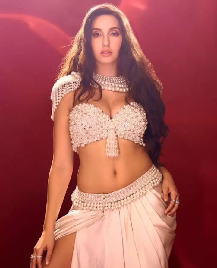 Nora Fatehi's hypnotize look