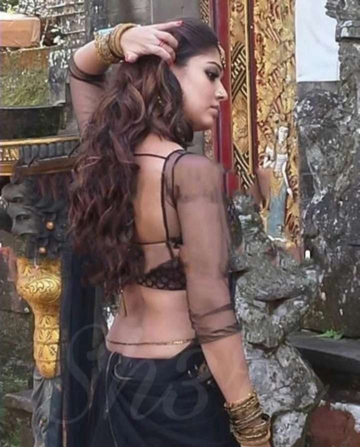 The actress attractive back side