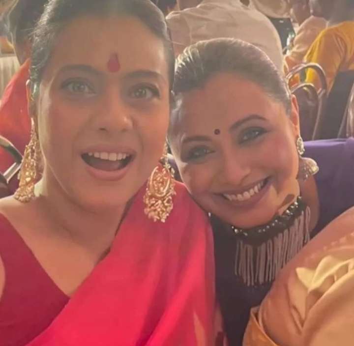 The actress with cousin sister Kajol