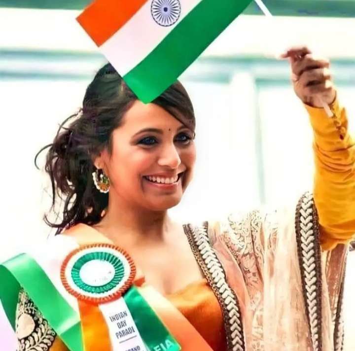 The actress carring tricolor
