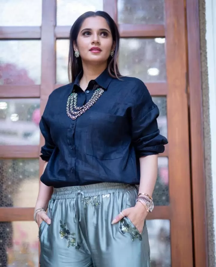 Sania Mirza Body Measurements